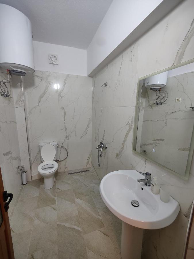 City Center Apartment بيرات المظهر الخارجي الصورة