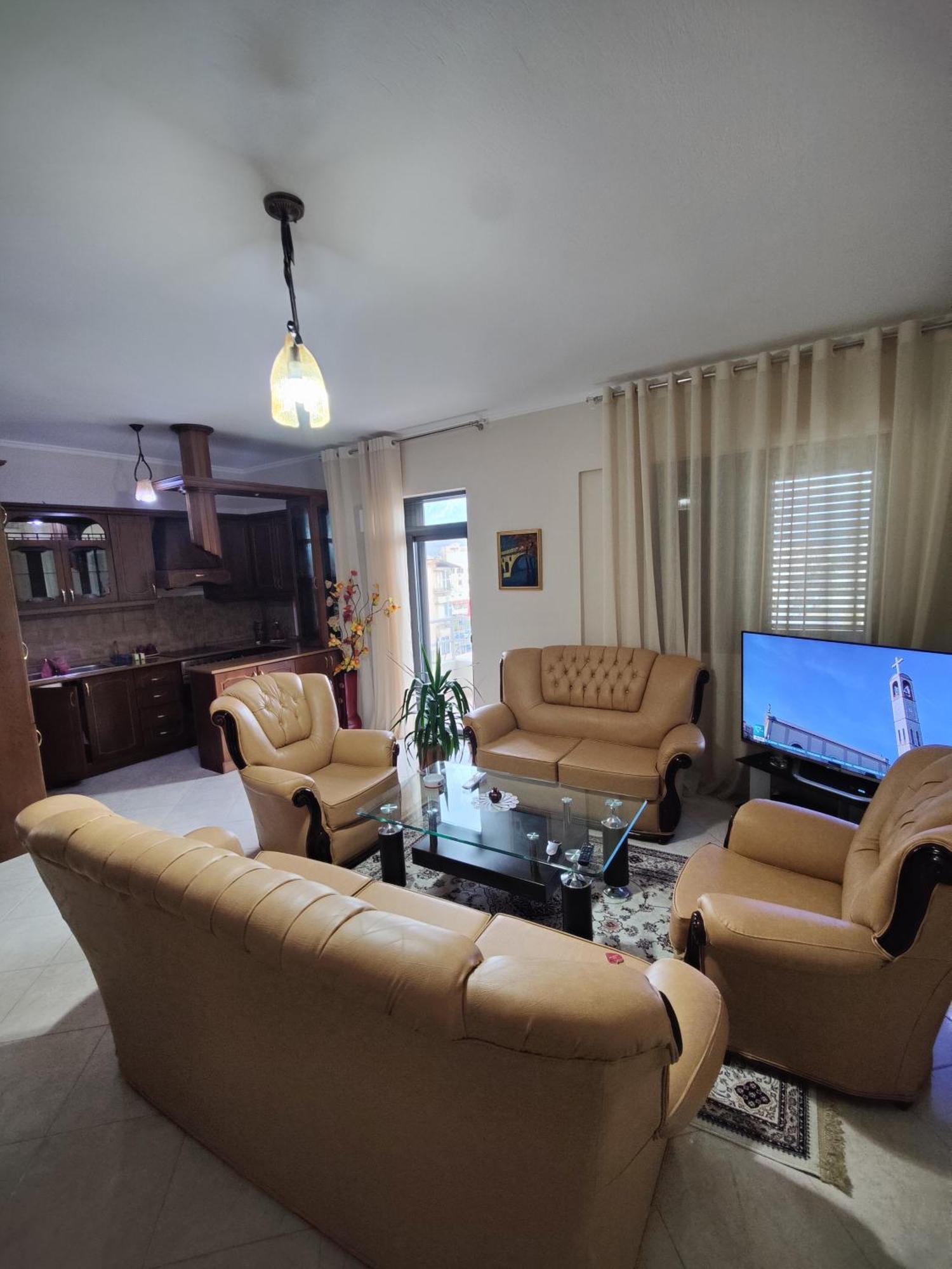 City Center Apartment بيرات المظهر الخارجي الصورة