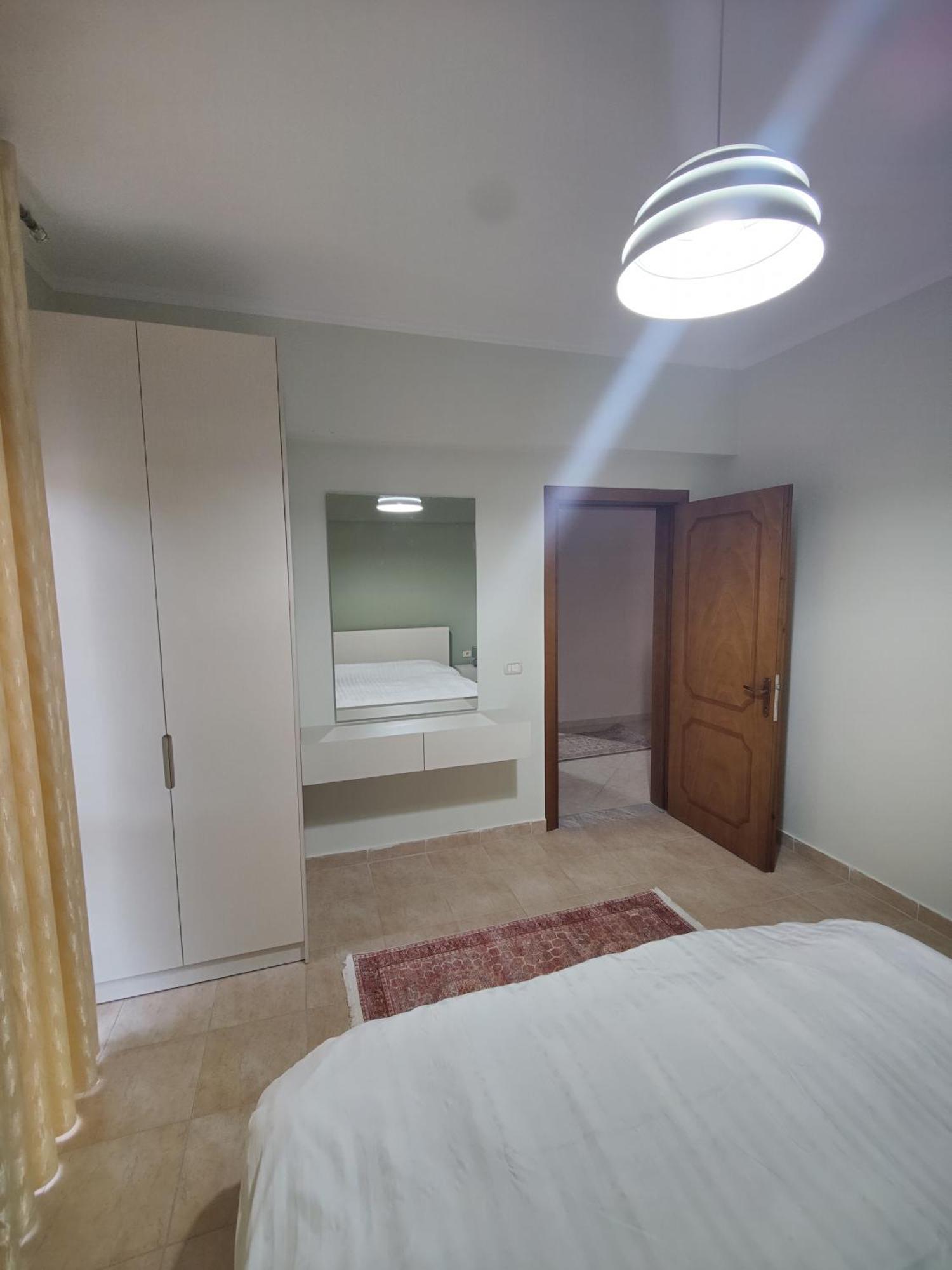 City Center Apartment بيرات المظهر الخارجي الصورة